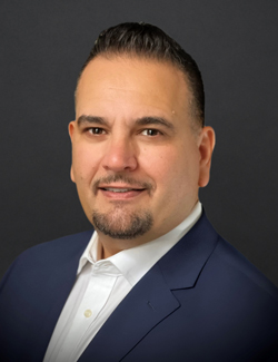 Headshot of Ralph Virdo