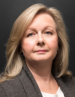 Headshot of Sheona McAlpine