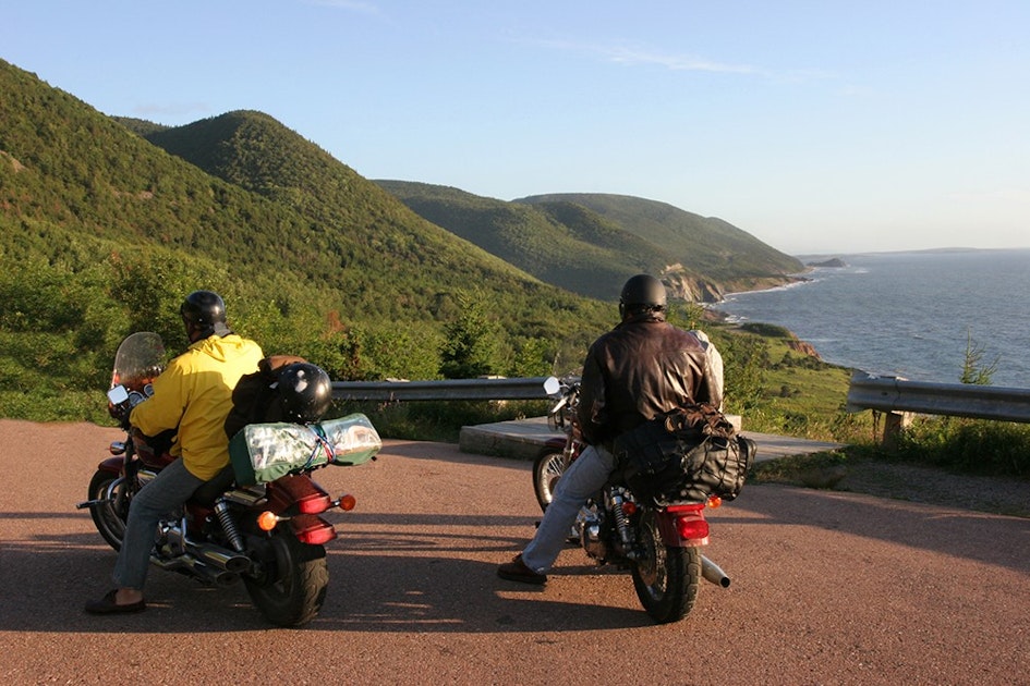 Benefits Of Riding A Motorcycle | BrokerLink
