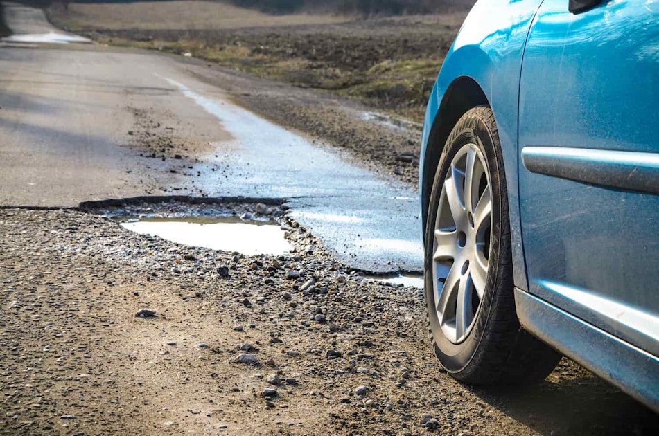 How to tell if pothole damaged my car | BrokerLink