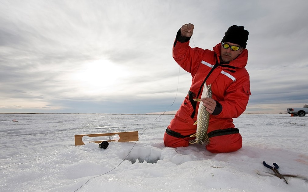 Ice Fishing, Bruns Tackle