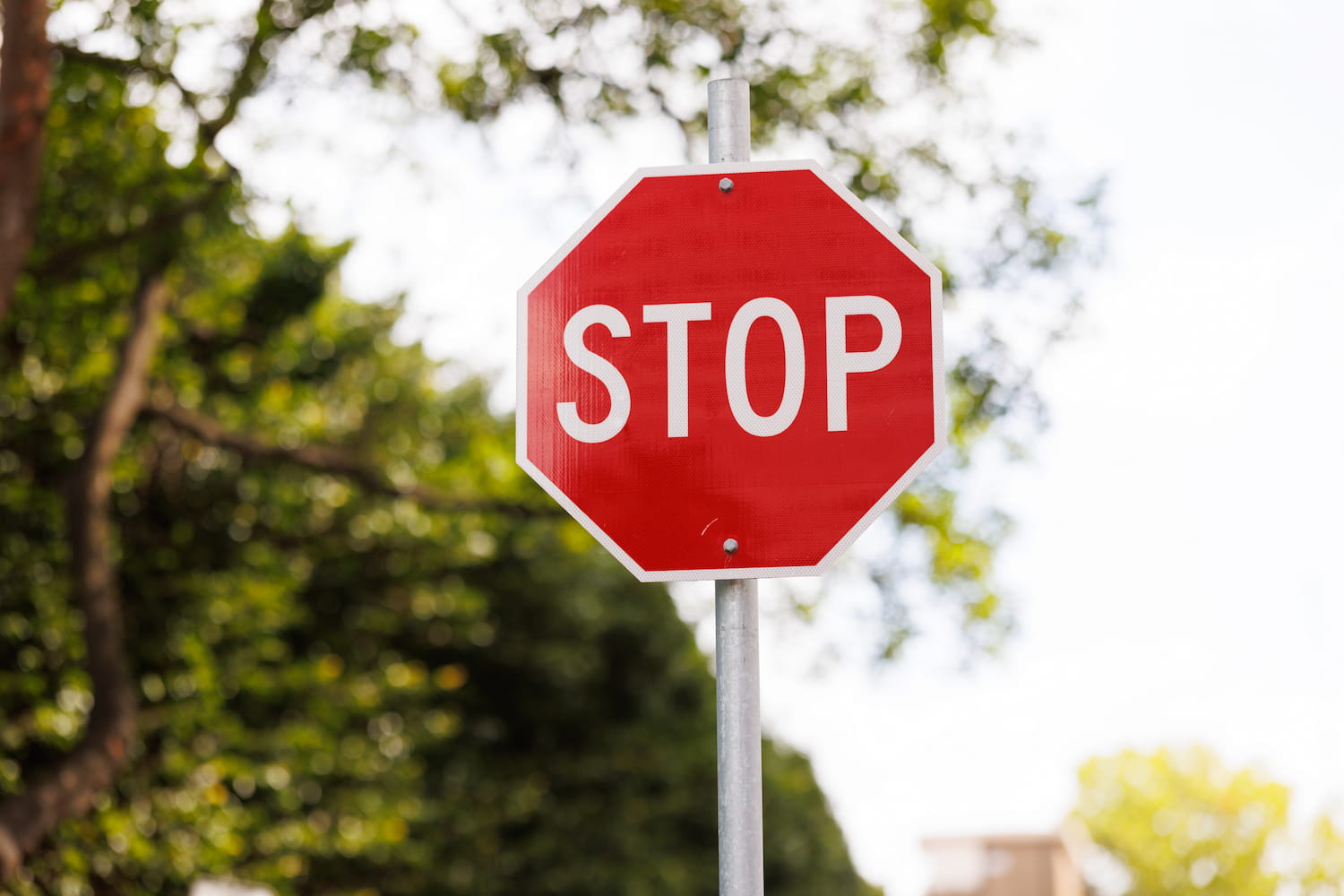 Blog Post - Can you park near a stop sign?