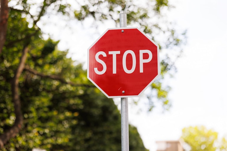 Failure To Stop At A Stop Sign In Ontario | BrokerLink